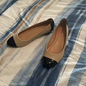 Abella Tan and Black Patent Leather Flats NWOT